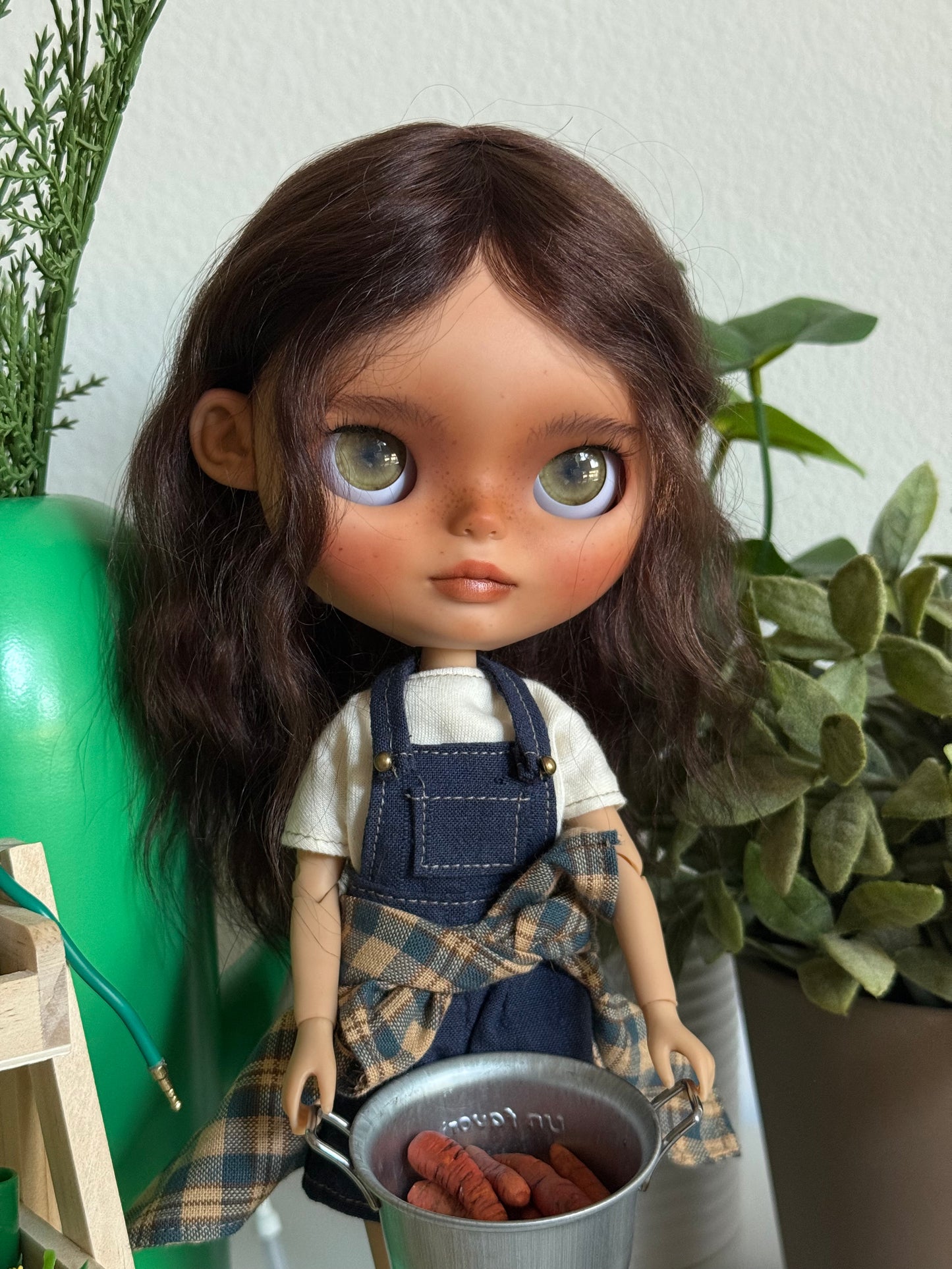 Lucia - Special Edition (byyoursdearly x mun.walking) - Custom Blythe Doll