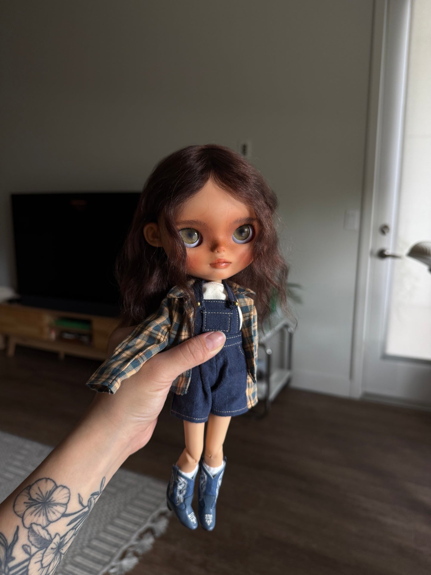 Lucia - Special Edition (byyoursdearly x mun.walking) - Custom Blythe Doll