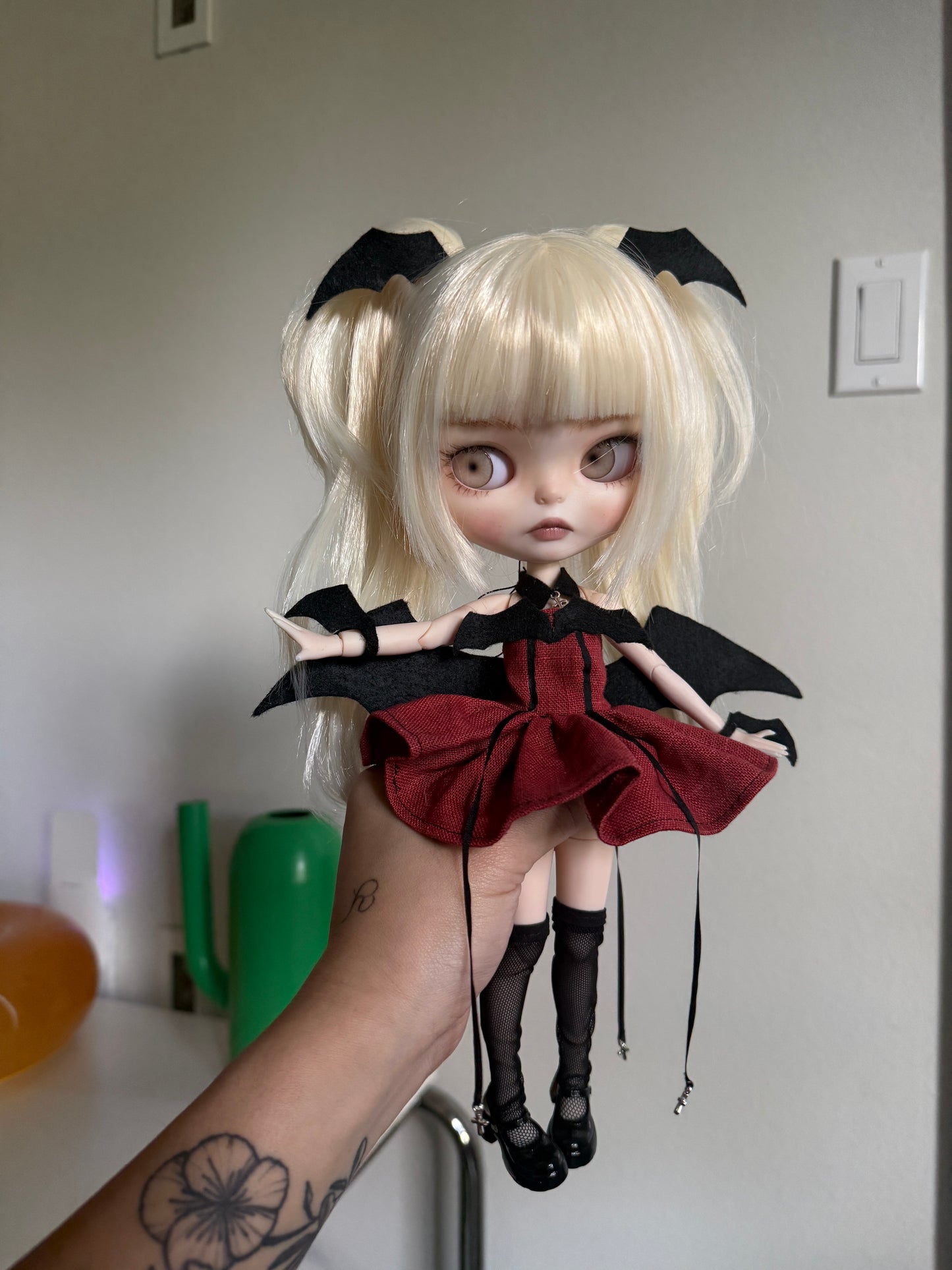 Utau - Commissioned Custom Blythe
