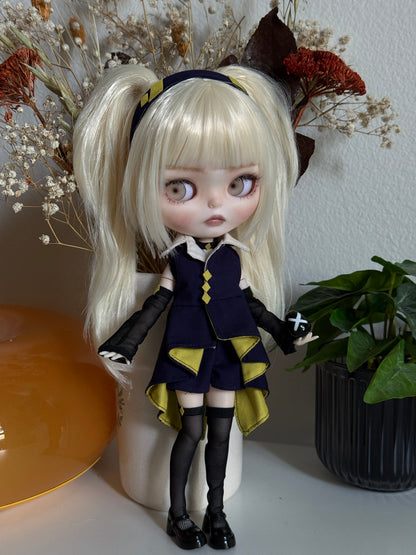 Utau - Commissioned Custom Blythe